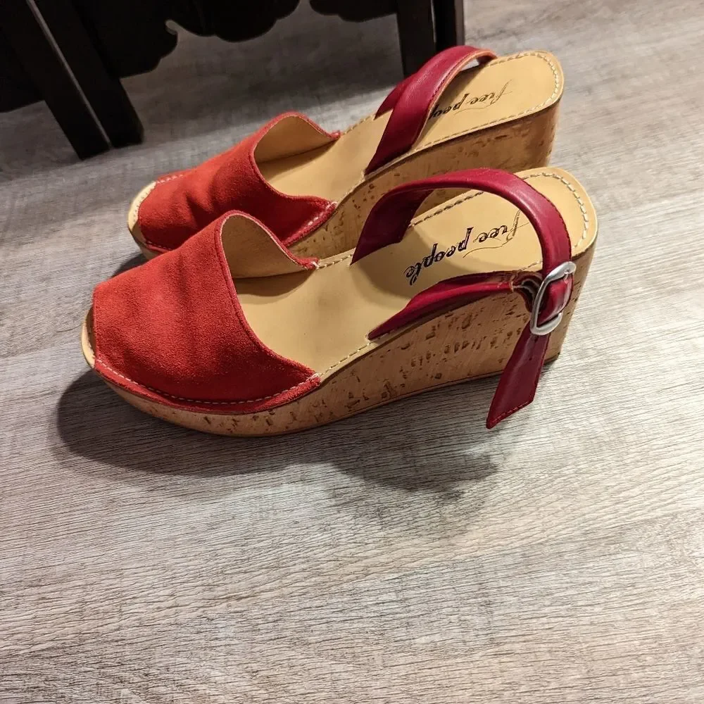 Free people red suede and cork wedge espadrilles made in Spain sz 40 euc